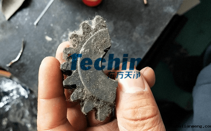 行星式球磨机齿轮断裂